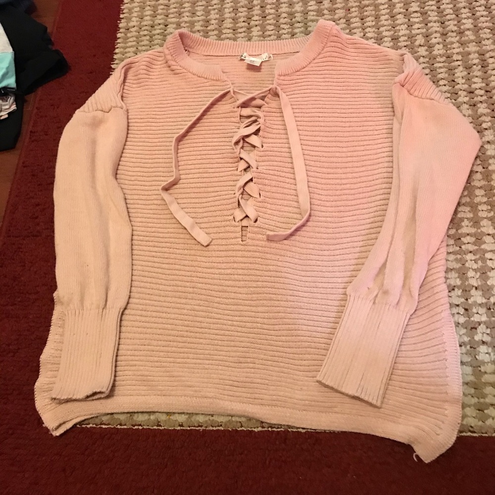 Tie up front sweater XL